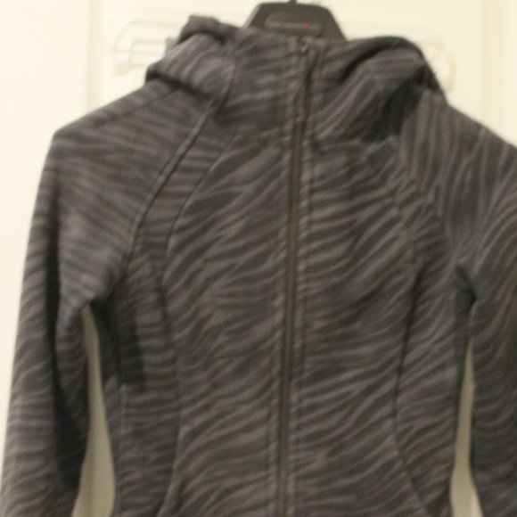Lululemon Zebra Print Fleece Jacket - Picture 1 of 3